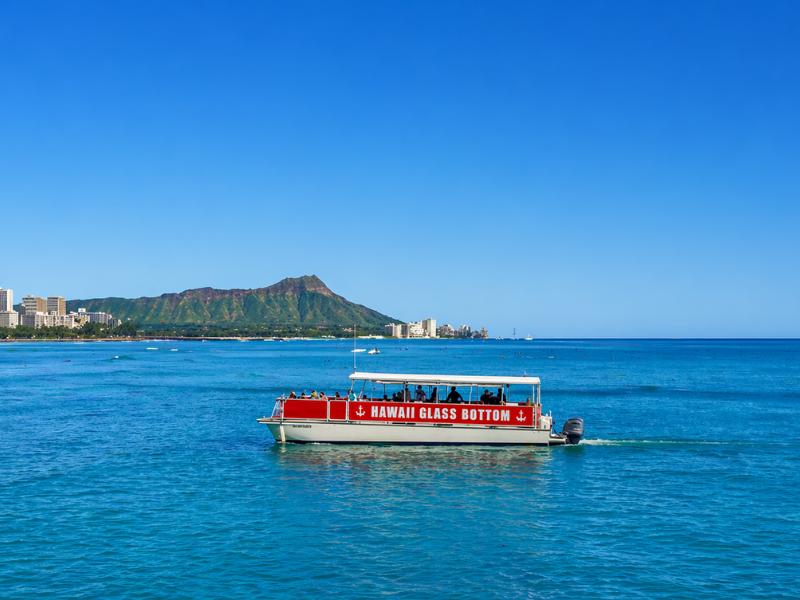 Honolulu Glass Bottom Boat Tour – Oahu South Shore Reef Adventure